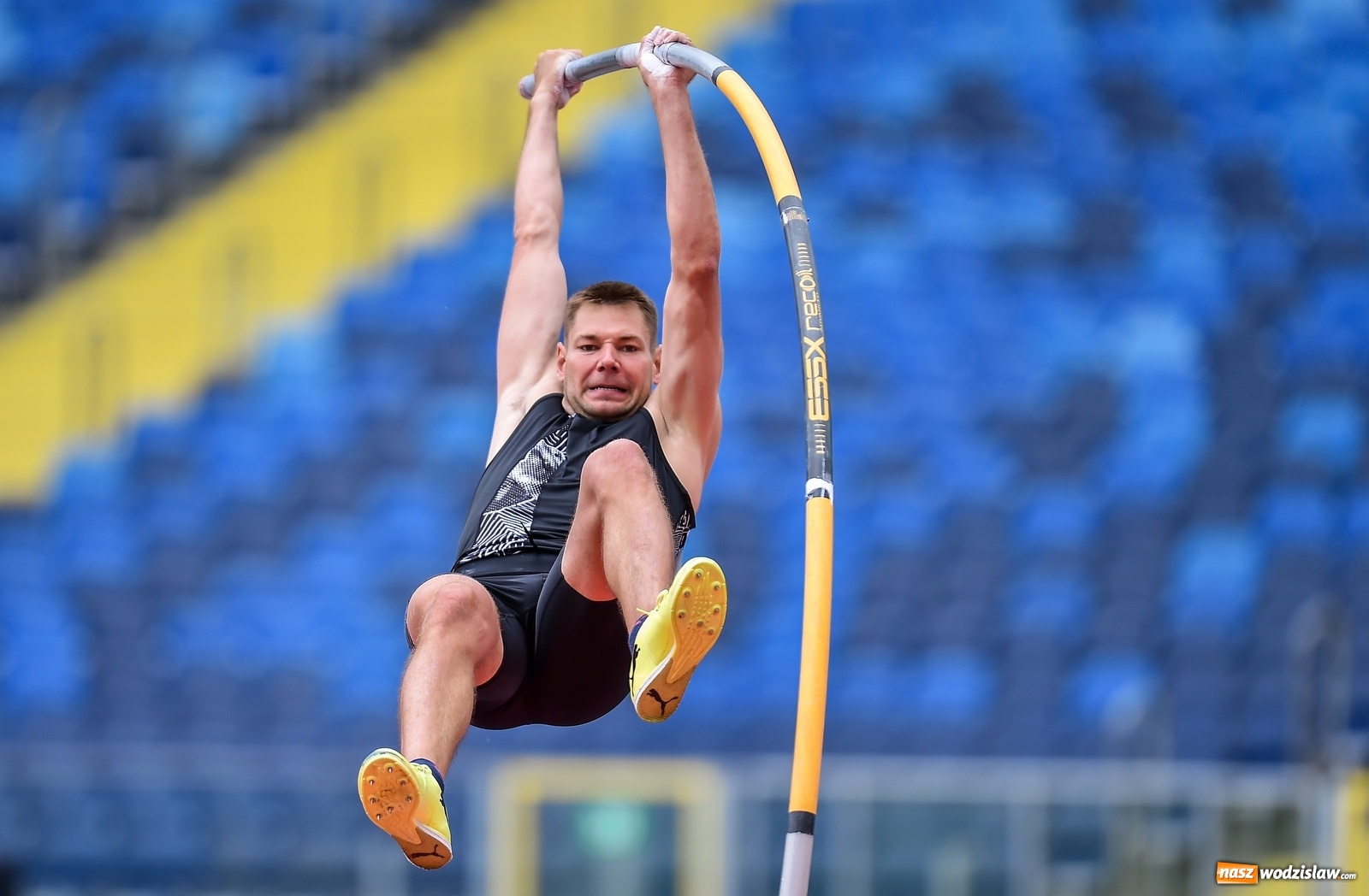 Zdjęcie w galerii na portalu naszwodzislaw.com: Królowa sportu gościła dziś w Kotle Czarownic wiadomości z regionu