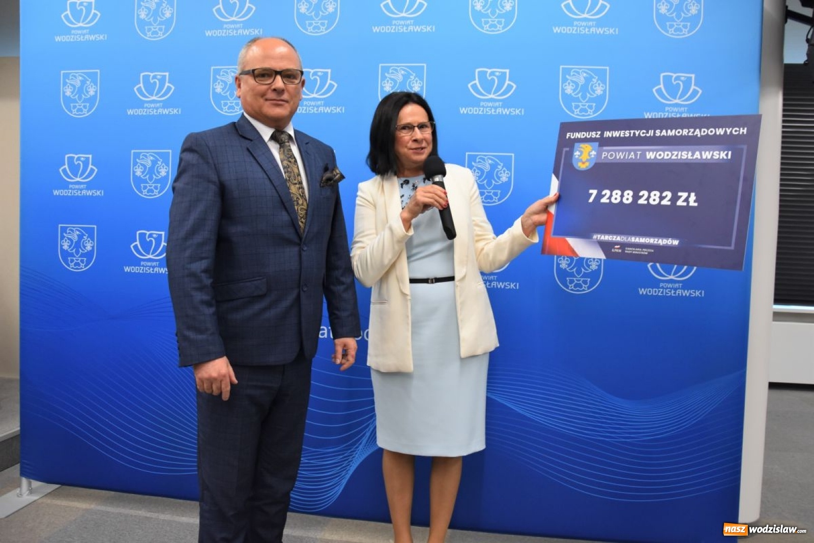 Zdjęcie w galerii na portalu naszwodzislaw.com: Ponad siedem milionów złotych dla Powiatu z Funduszu Inwestycji Samorządowych wiadomości z regionu