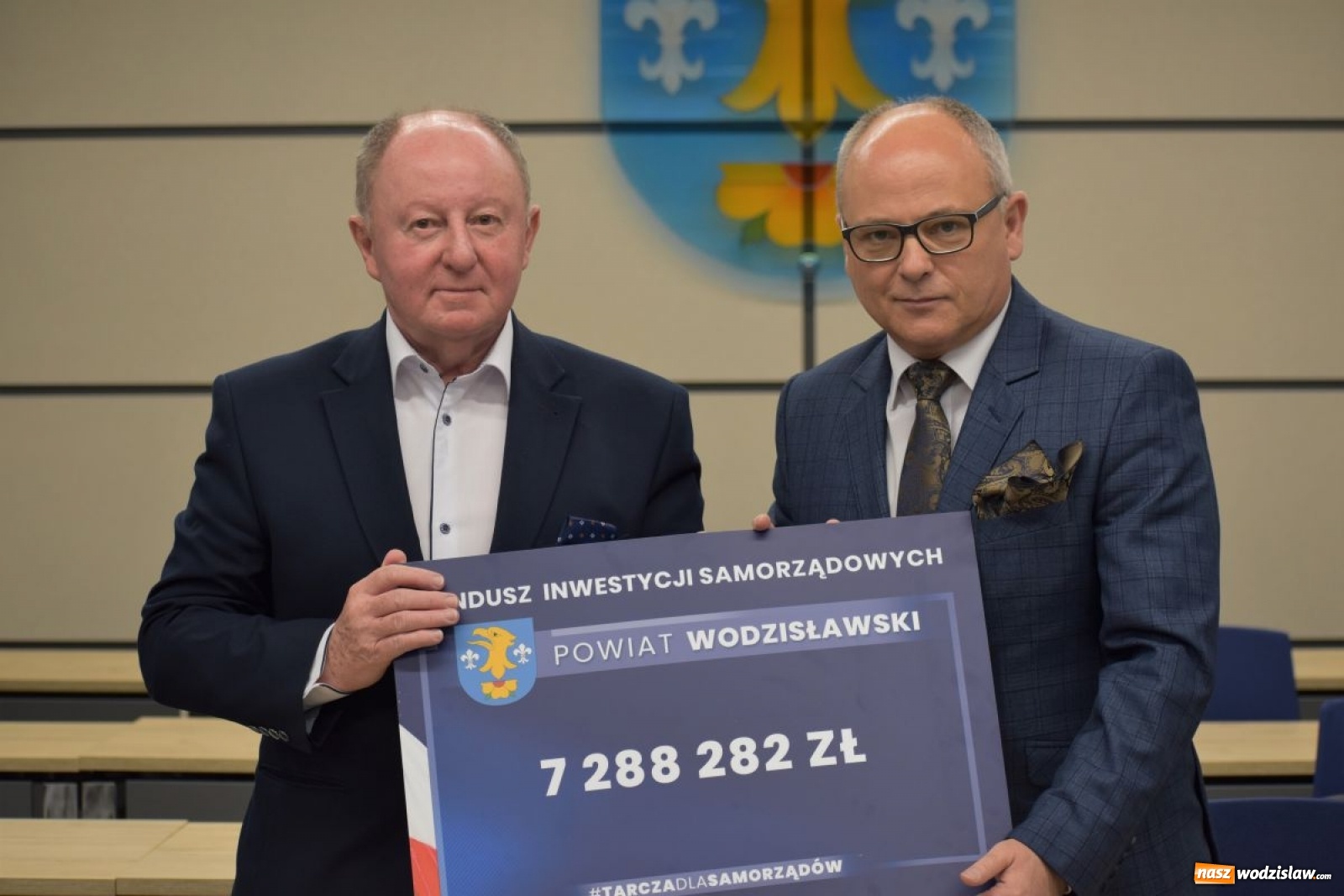 Zdjęcie w galerii na portalu naszwodzislaw.com: Ponad siedem milionów złotych dla Powiatu z Funduszu Inwestycji Samorządowych wiadomości z regionu