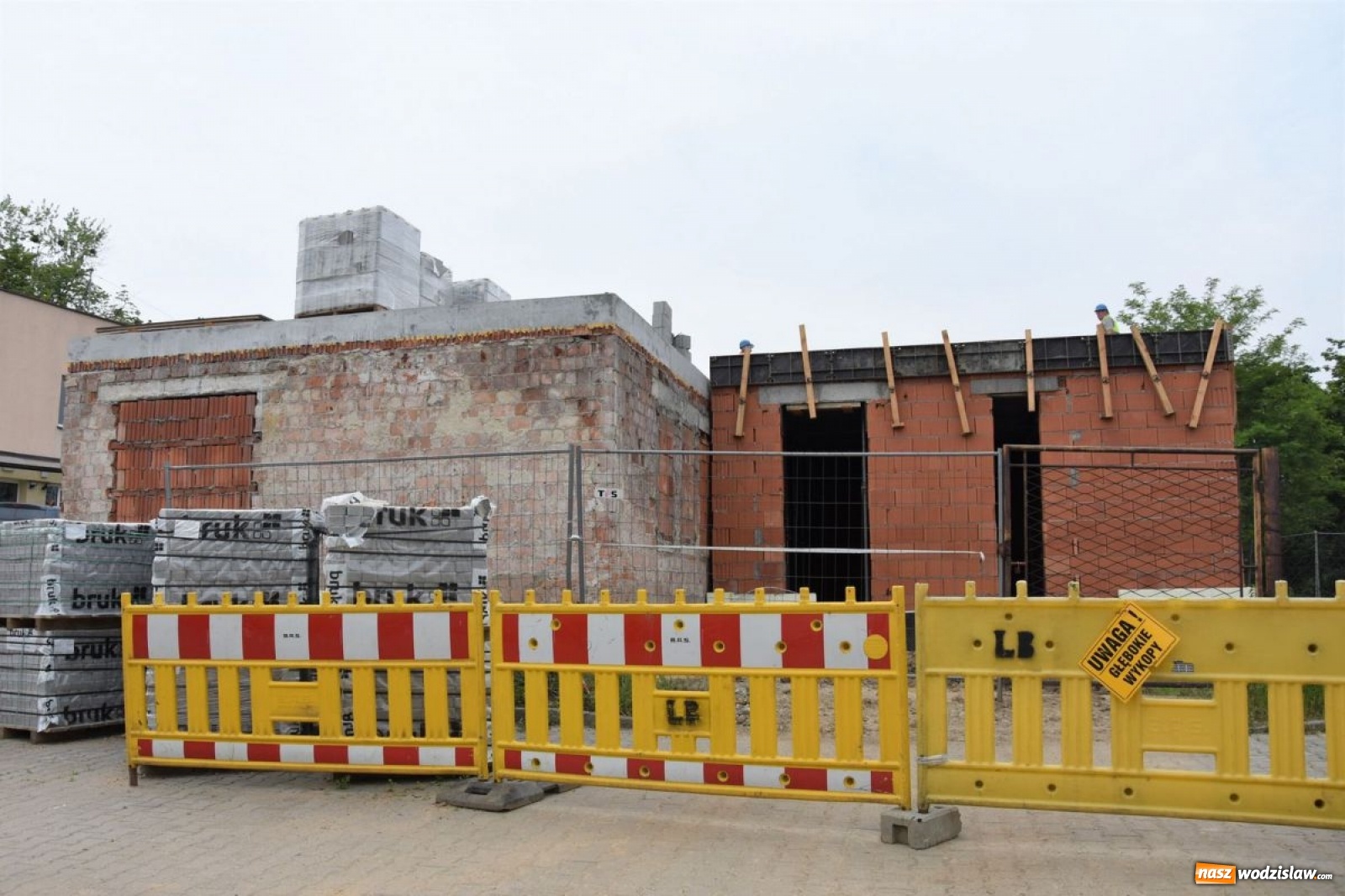 Zdjęcie w galerii na portalu naszwodzislaw.com: Budowa Oazy aktywności nabiera tempa [FOTO] wiadomości z regionu