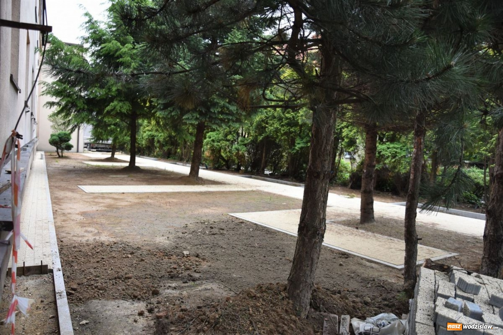 Zdjęcie w galerii na portalu naszwodzislaw.com: Budowa Oazy aktywności nabiera tempa [FOTO] wiadomości z regionu