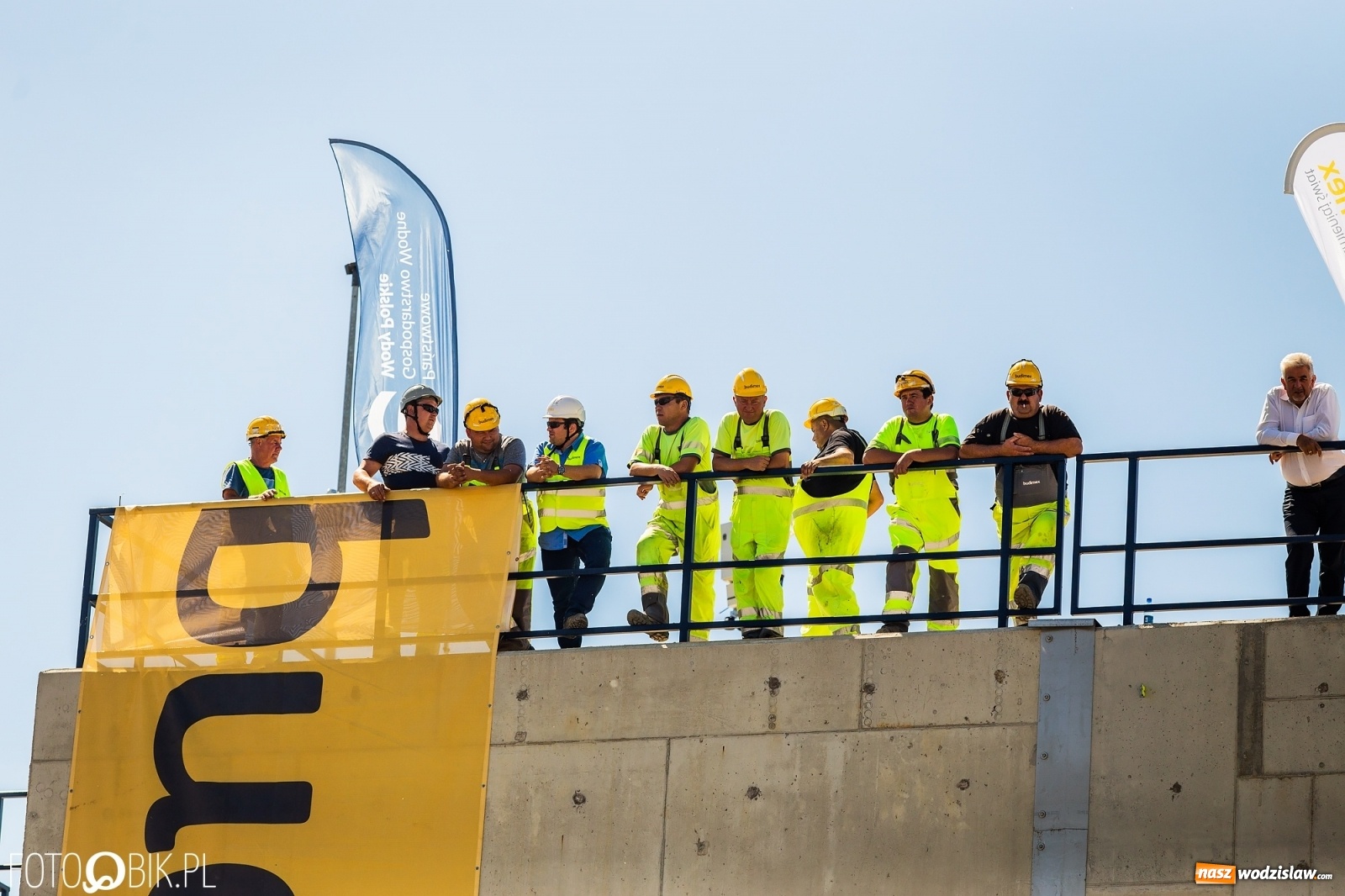 Zdjęcie w galerii na portalu naszwodzislaw.com: Nie odpuścili! Ekipa Budimexu stoi za sukcesem przy budowie zbiornika Racibórz wiadomości z regionu