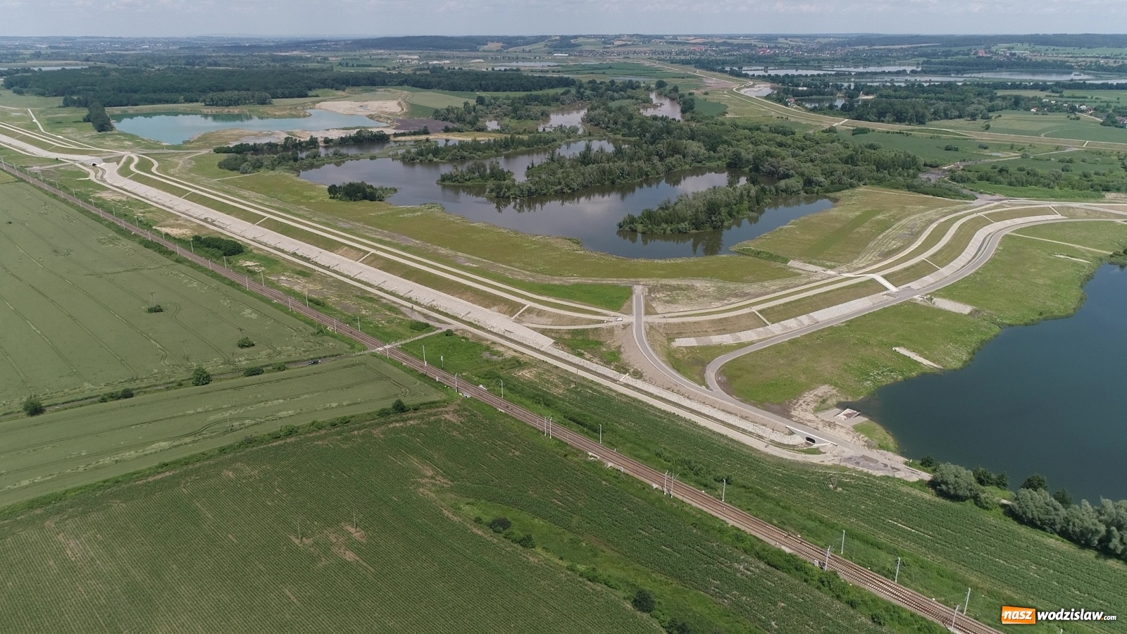 Zdjęcie w galerii na portalu naszwodzislaw.com: Mało znane fakty dotyczące zbiornika Racibórz [FOTO i WIDEO z lotu ptaka] wiadomości z regionu