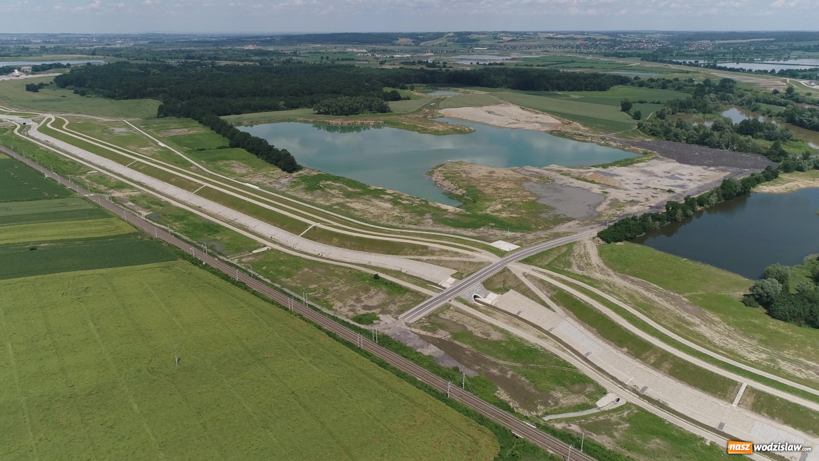 Zdjęcie w galerii na portalu naszwodzislaw.com: Mało znane fakty dotyczące zbiornika Racibórz [FOTO i WIDEO z lotu ptaka] wiadomości z regionu