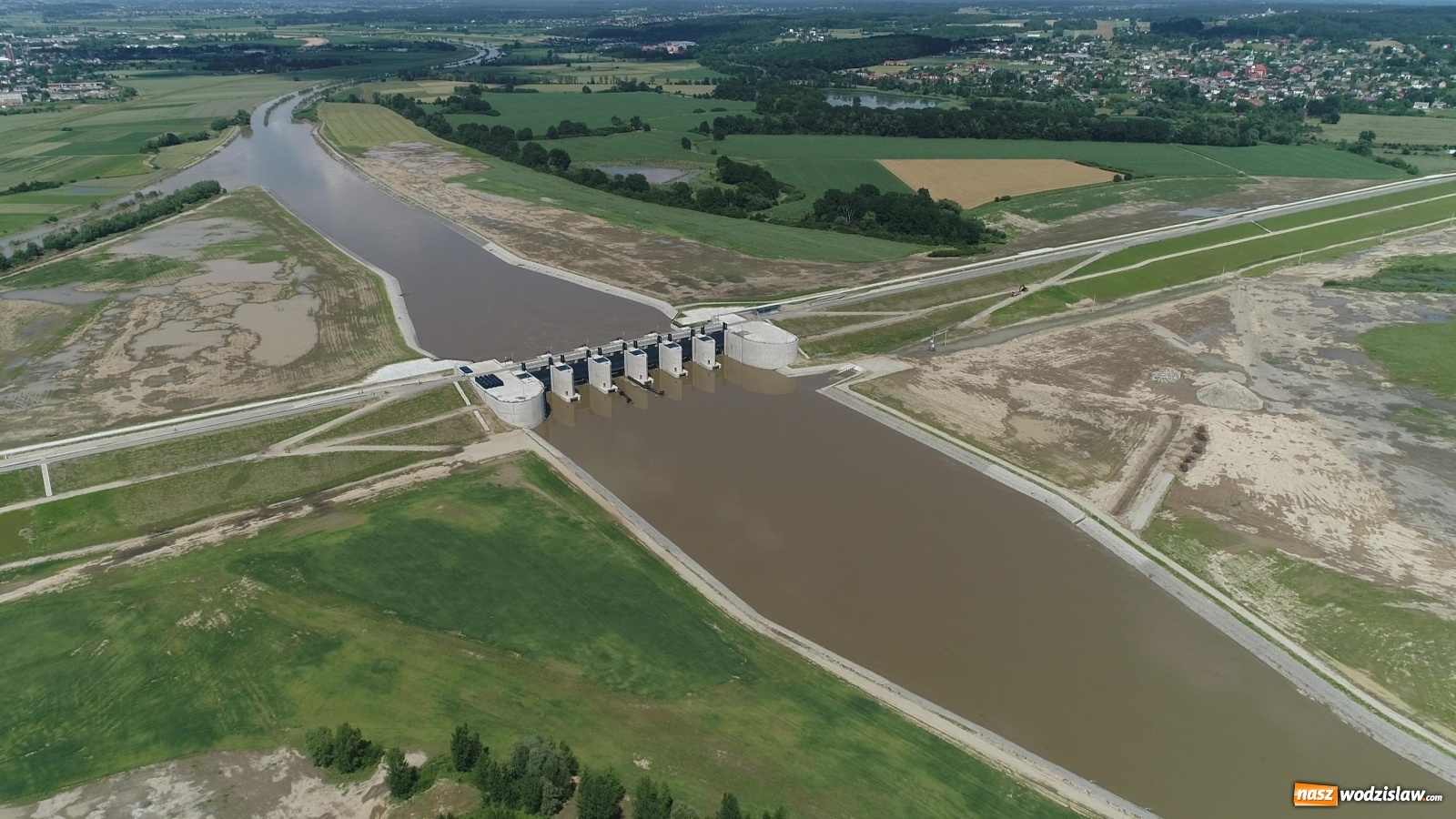 Zdjęcie w galerii na portalu naszwodzislaw.com: Mało znane fakty dotyczące zbiornika Racibórz [FOTO i WIDEO z lotu ptaka] wiadomości z regionu