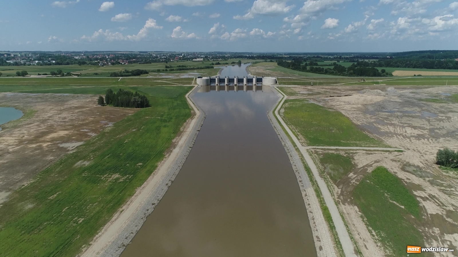 Zdjęcie w galerii na portalu naszwodzislaw.com: Mało znane fakty dotyczące zbiornika Racibórz [FOTO i WIDEO z lotu ptaka] wiadomości z regionu