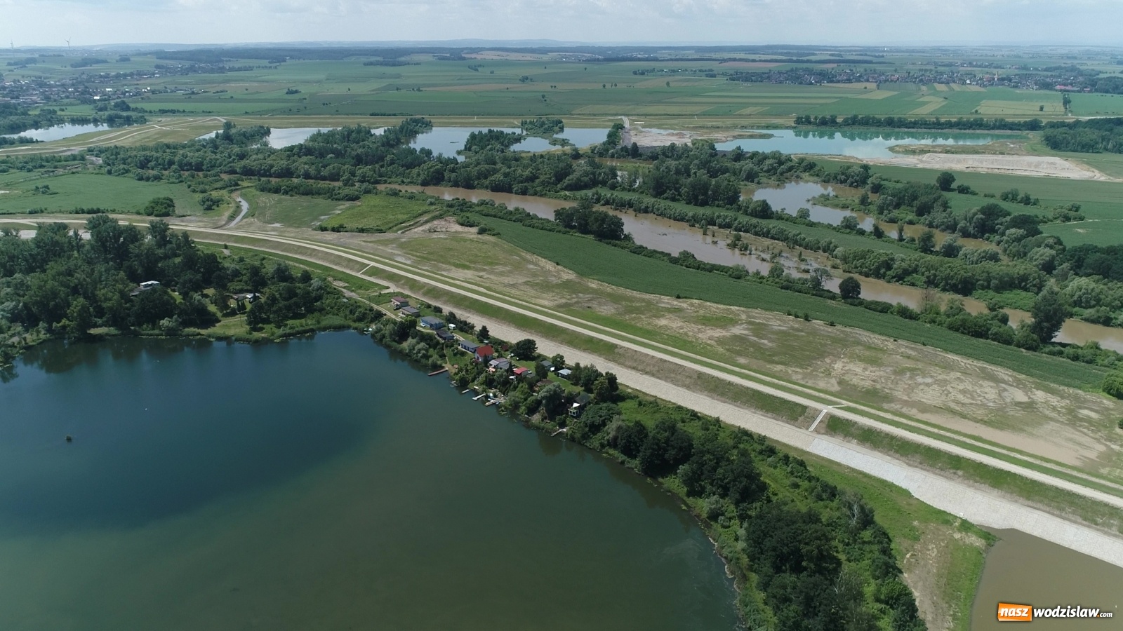 Zdjęcie w galerii na portalu naszwodzislaw.com: Mało znane fakty dotyczące zbiornika Racibórz [FOTO i WIDEO z lotu ptaka] wiadomości z regionu