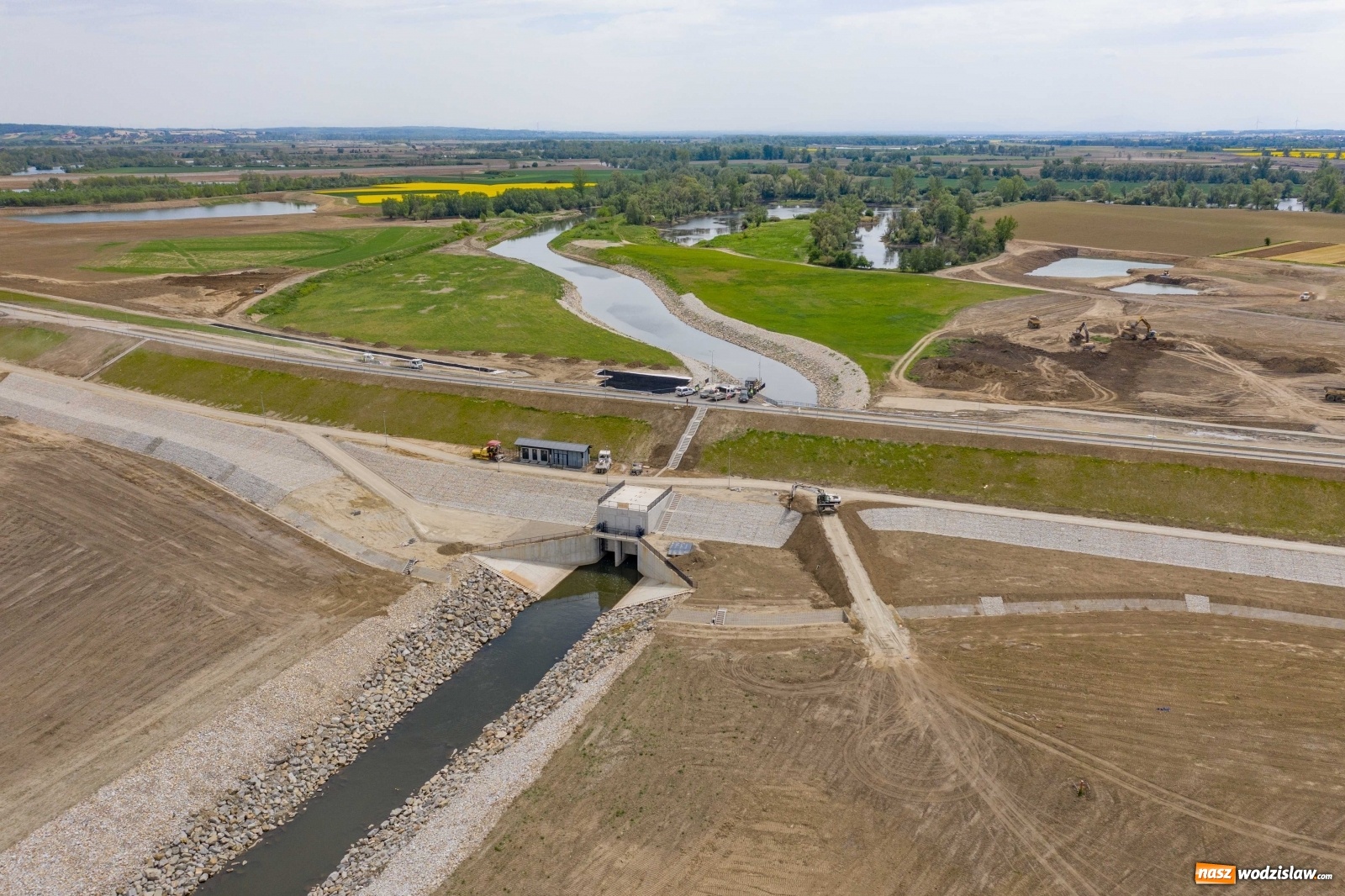 Zdjęcie w galerii na portalu naszwodzislaw.com: Mało znane fakty dotyczące zbiornika Racibórz [FOTO i WIDEO z lotu ptaka] wiadomości z regionu