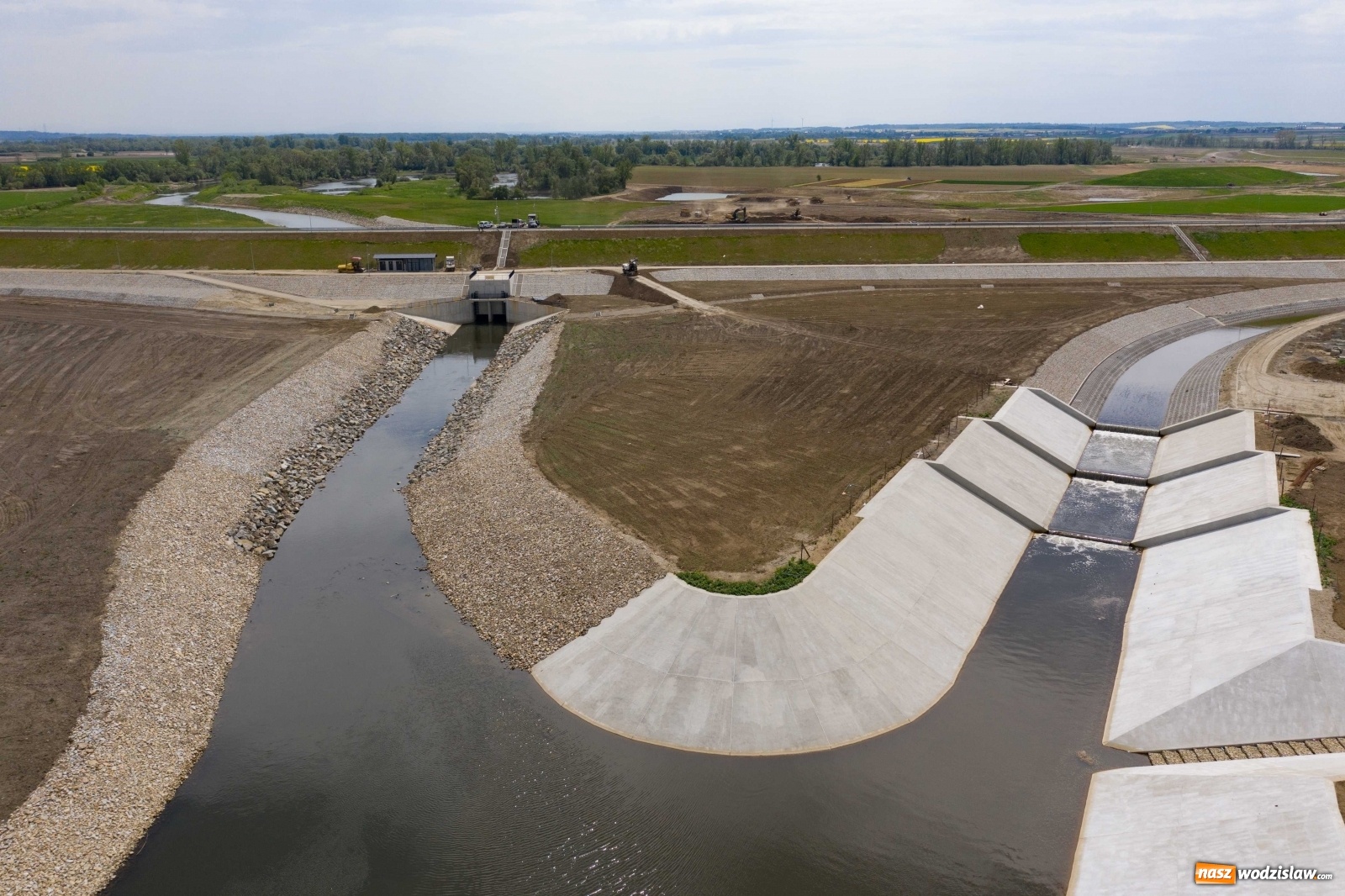 Zdjęcie w galerii na portalu naszwodzislaw.com: Mało znane fakty dotyczące zbiornika Racibórz [FOTO i WIDEO z lotu ptaka] wiadomości z regionu