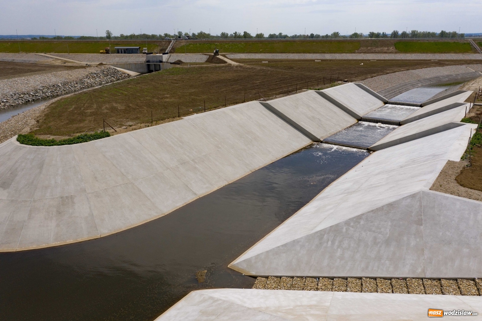 Zdjęcie w galerii na portalu naszwodzislaw.com: Mało znane fakty dotyczące zbiornika Racibórz [FOTO i WIDEO z lotu ptaka] wiadomości z regionu