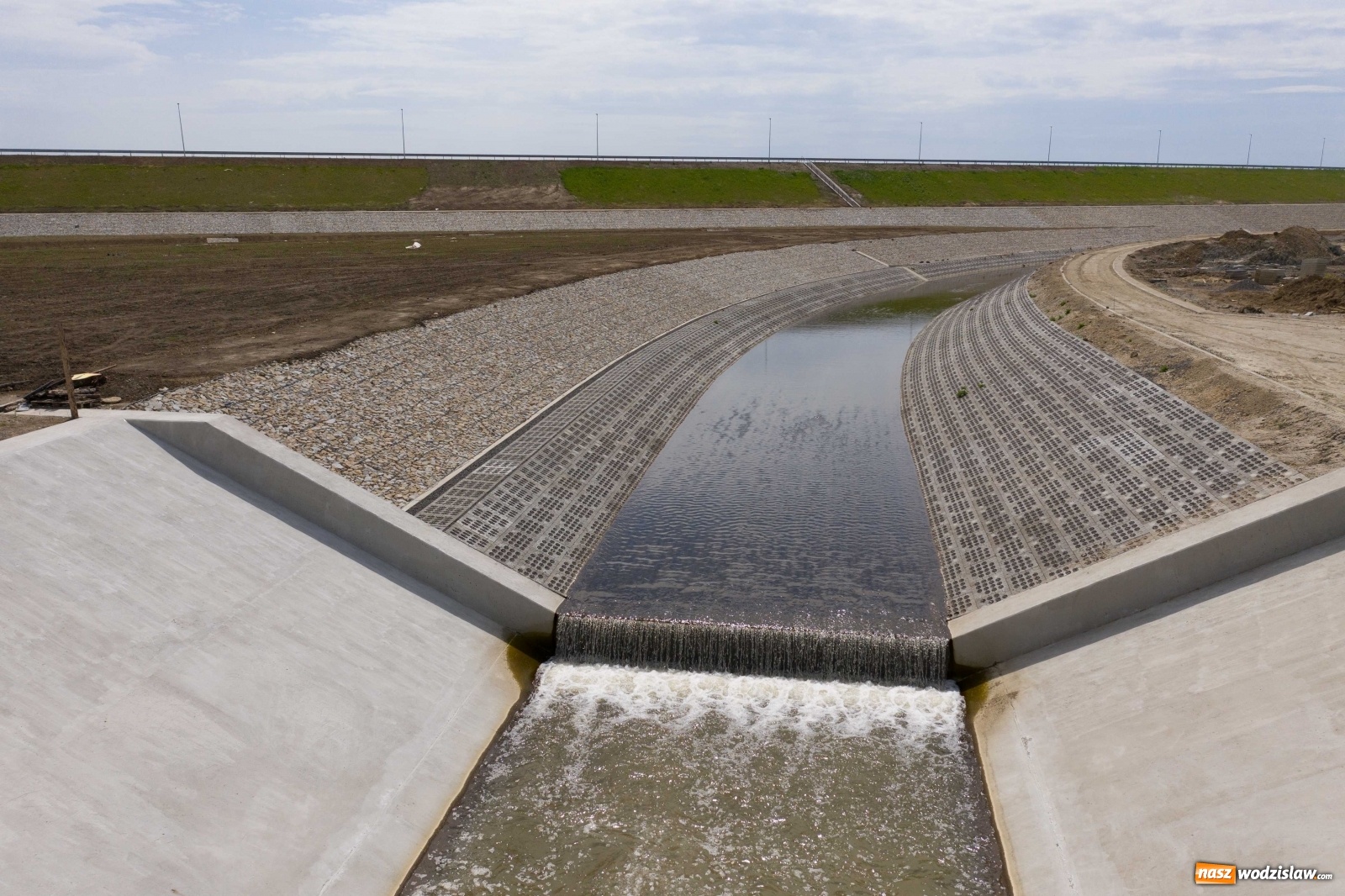 Zdjęcie w galerii na portalu naszwodzislaw.com: Mało znane fakty dotyczące zbiornika Racibórz [FOTO i WIDEO z lotu ptaka] wiadomości z regionu