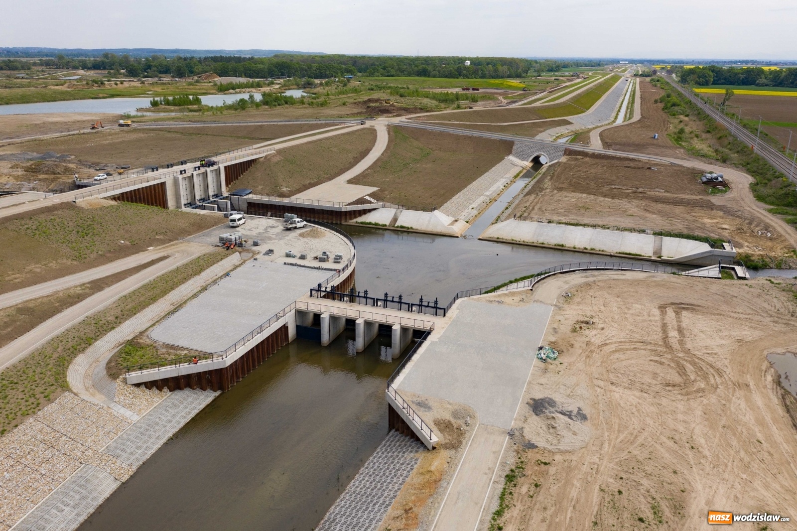 Zdjęcie w galerii na portalu naszwodzislaw.com: Mało znane fakty dotyczące zbiornika Racibórz [FOTO i WIDEO z lotu ptaka] wiadomości z regionu