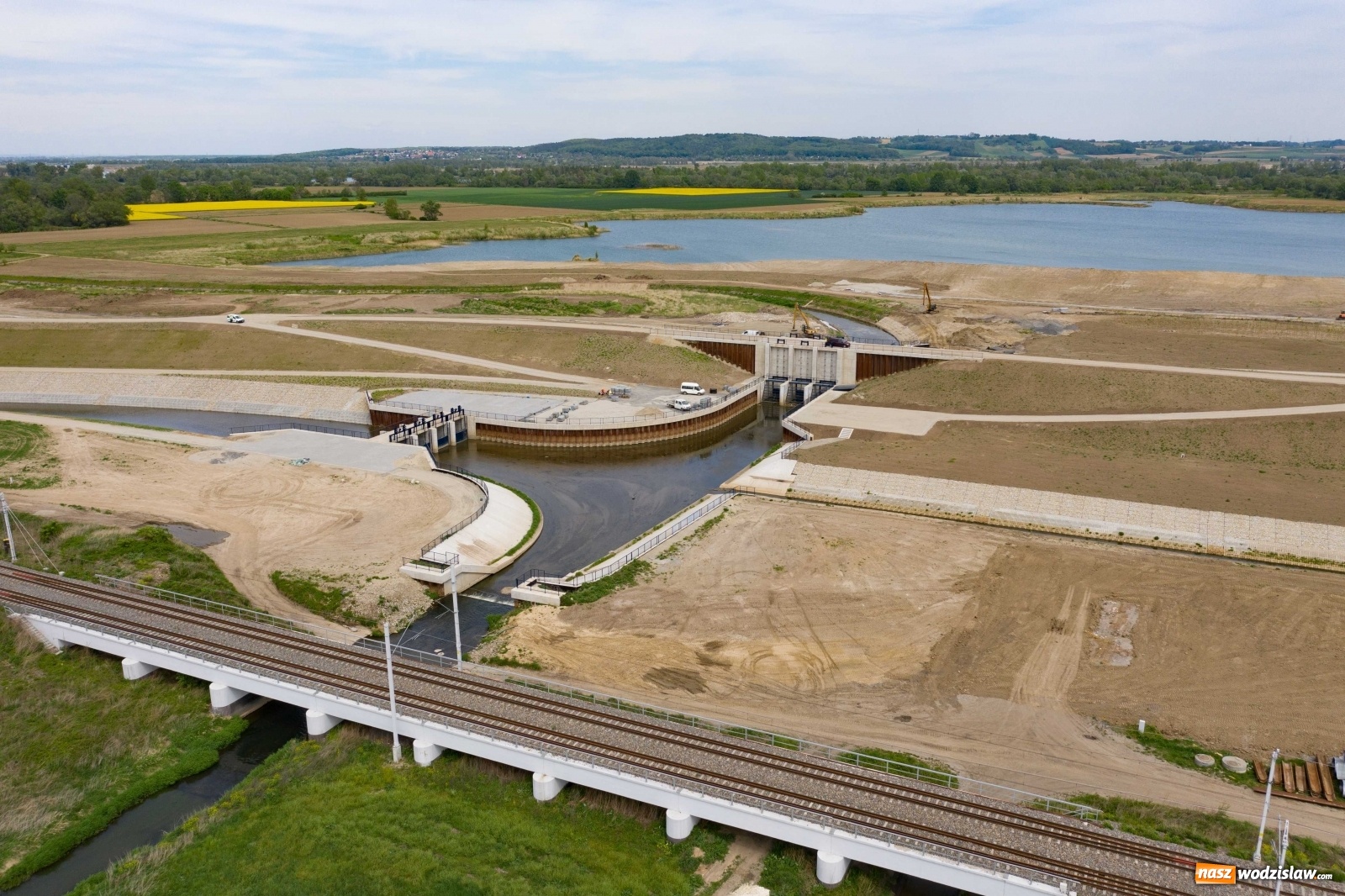 Zdjęcie w galerii na portalu naszwodzislaw.com: Mało znane fakty dotyczące zbiornika Racibórz [FOTO i WIDEO z lotu ptaka] wiadomości z regionu