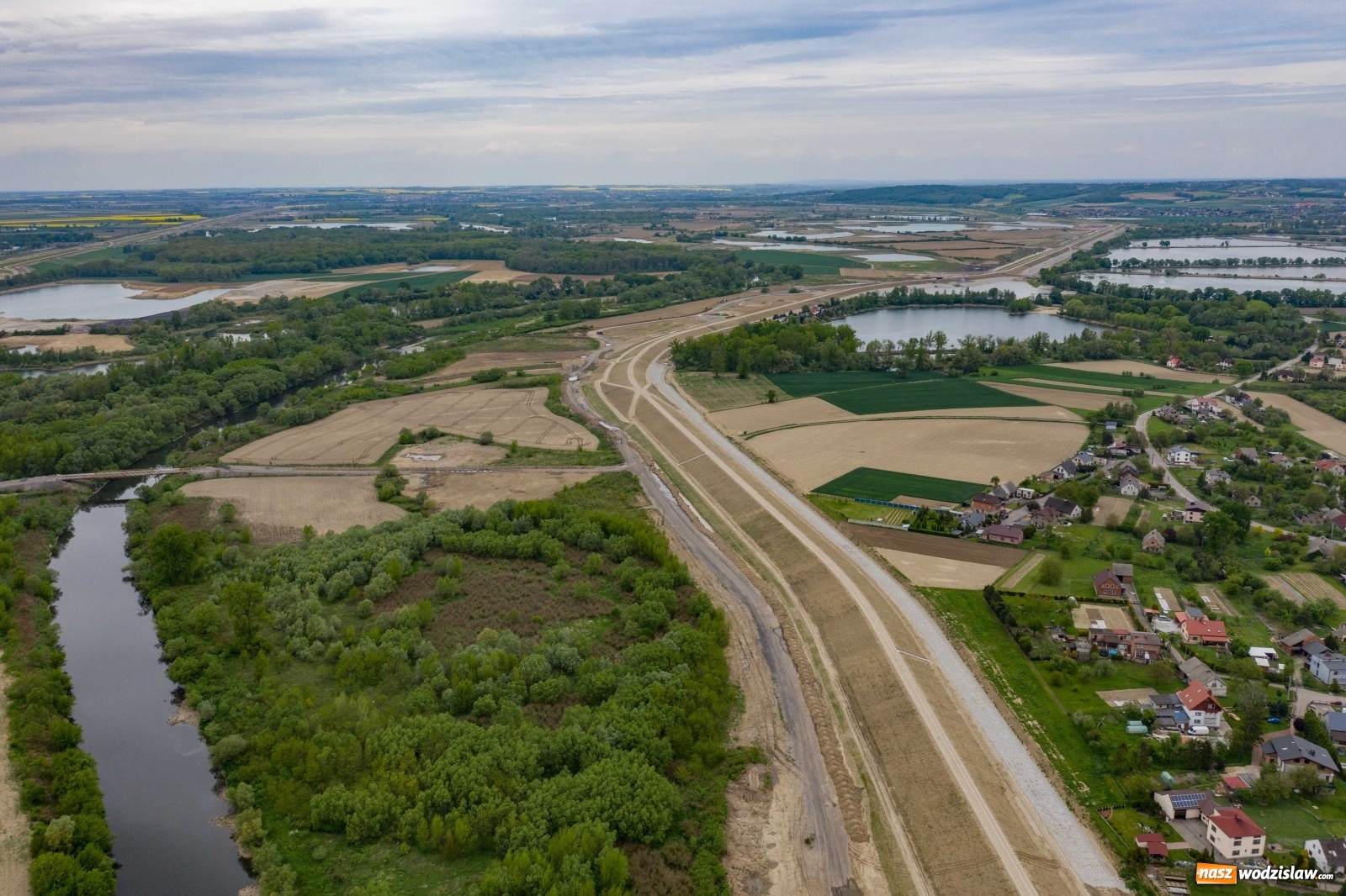 Zdjęcie w galerii na portalu naszwodzislaw.com: Mało znane fakty dotyczące zbiornika Racibórz [FOTO i WIDEO z lotu ptaka] wiadomości z regionu