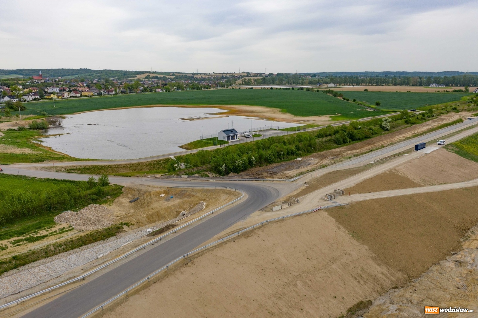 Zdjęcie w galerii na portalu naszwodzislaw.com: Mało znane fakty dotyczące zbiornika Racibórz [FOTO i WIDEO z lotu ptaka] wiadomości z regionu