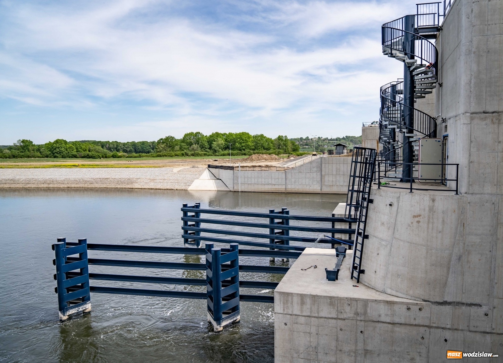 Zdjęcie w galerii na portalu naszwodzislaw.com: Mało znane fakty dotyczące zbiornika Racibórz [FOTO i WIDEO z lotu ptaka] wiadomości z regionu