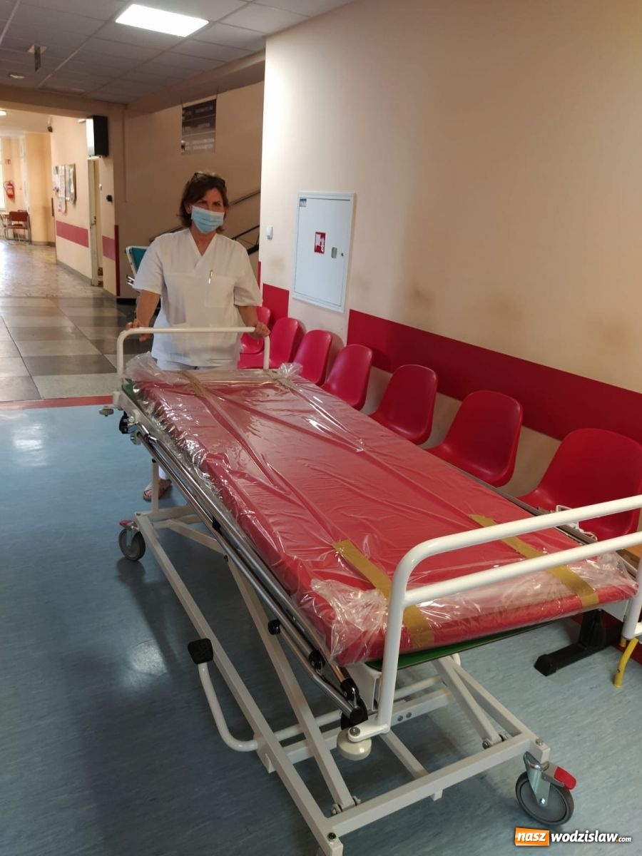 Zdjęcie w galerii na portalu naszwodzislaw.com: Specjalistyczne łóżko dla wodzisławskiej Izby Przyjęć [FOTO] wiadomości z regionu