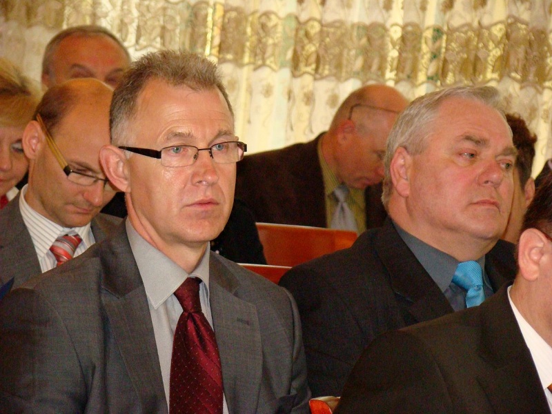 Zdjęcie w galerii na portalu naszwodzislaw.com: Małe jest piękne, ale duży może więcej wiadomości z regionu