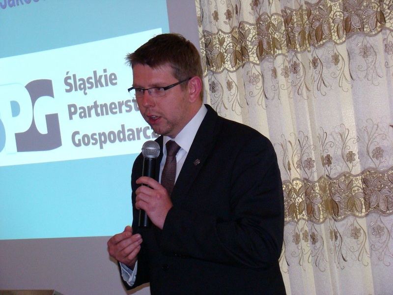 Zdjęcie w galerii na portalu naszwodzislaw.com: Małe jest piękne, ale duży może więcej wiadomości z regionu