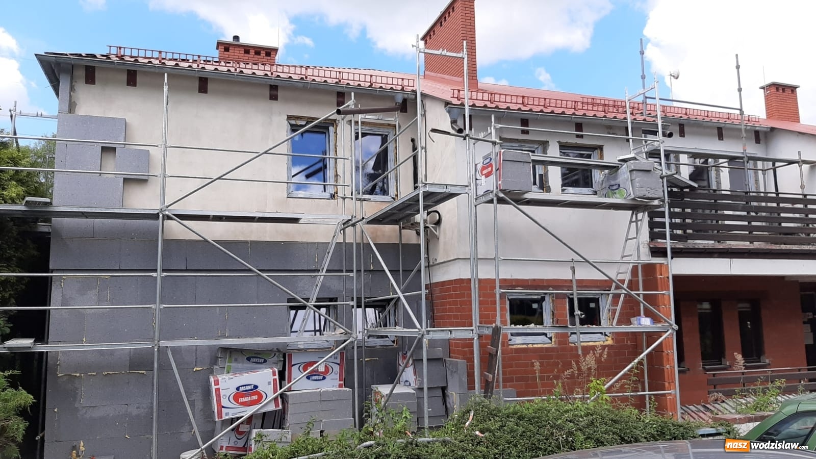 Zdjęcie w galerii na portalu naszwodzislaw.com: Siedziba PZD zyskuje nowy wygląd wiadomości z regionu