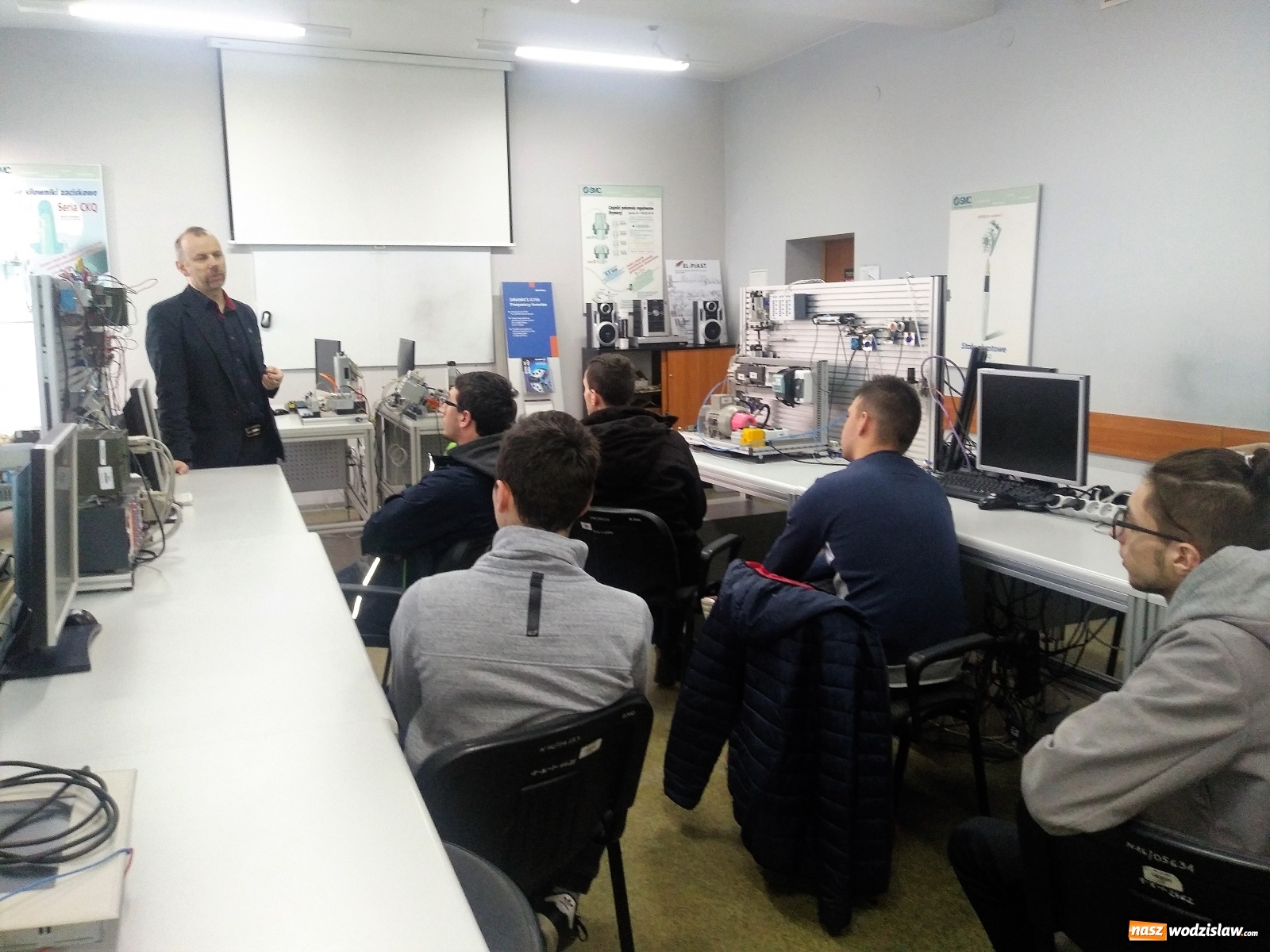 Zdjęcie w galerii na portalu naszwodzislaw.com: Automatyka i Robotyka. Bezpłatne studia inżynierskie w PWSZ w Raciborzu wiadomości z regionu