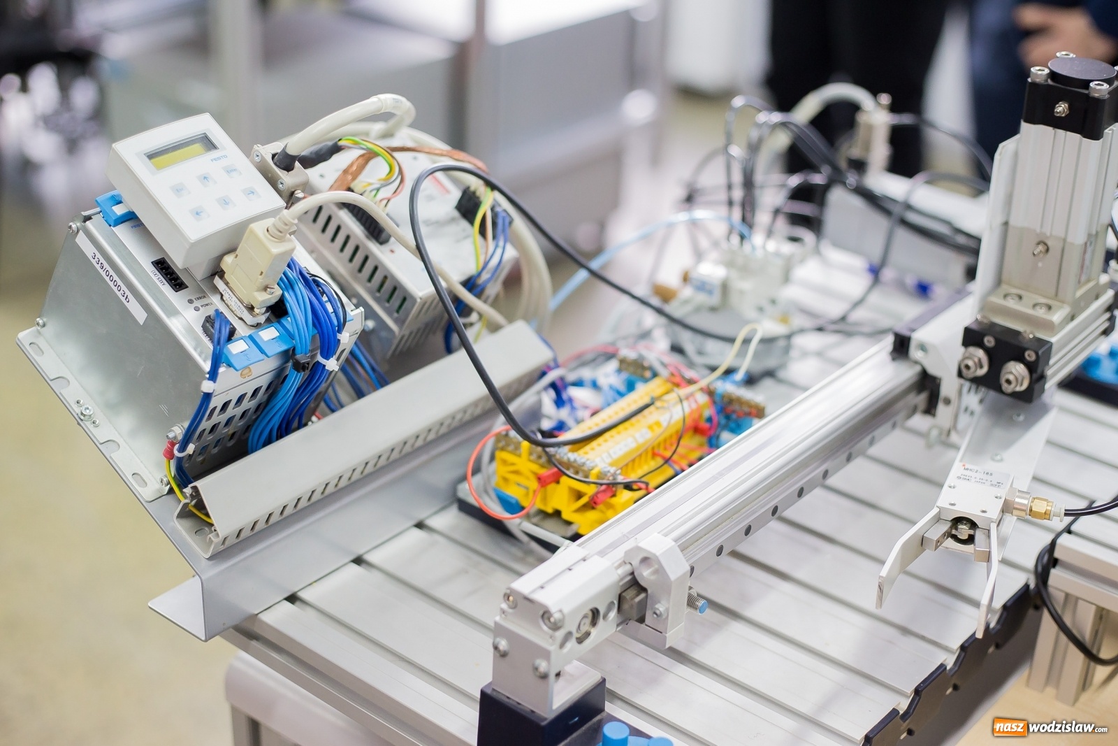 Zdjęcie w galerii na portalu naszwodzislaw.com: Automatyka i Robotyka. Bezpłatne studia inżynierskie w PWSZ w Raciborzu wiadomości z regionu