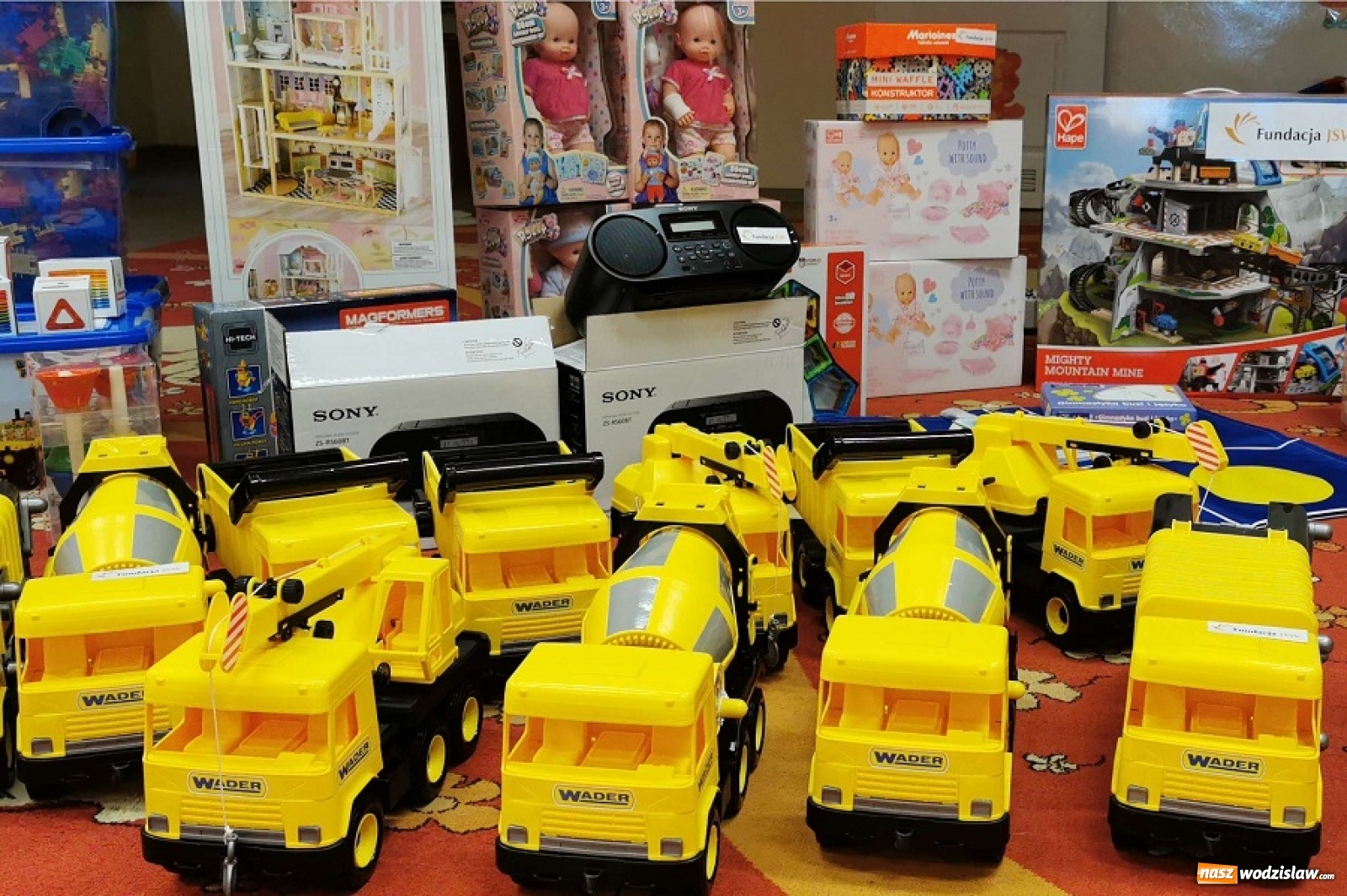 Zdjęcie w galerii na portalu naszwodzislaw.com: Przedszkole w Połomi zakupiło zabawki i pomoce dydaktyczne. Pomogła Fundacja JSW [FOTO] wiadomości z regionu