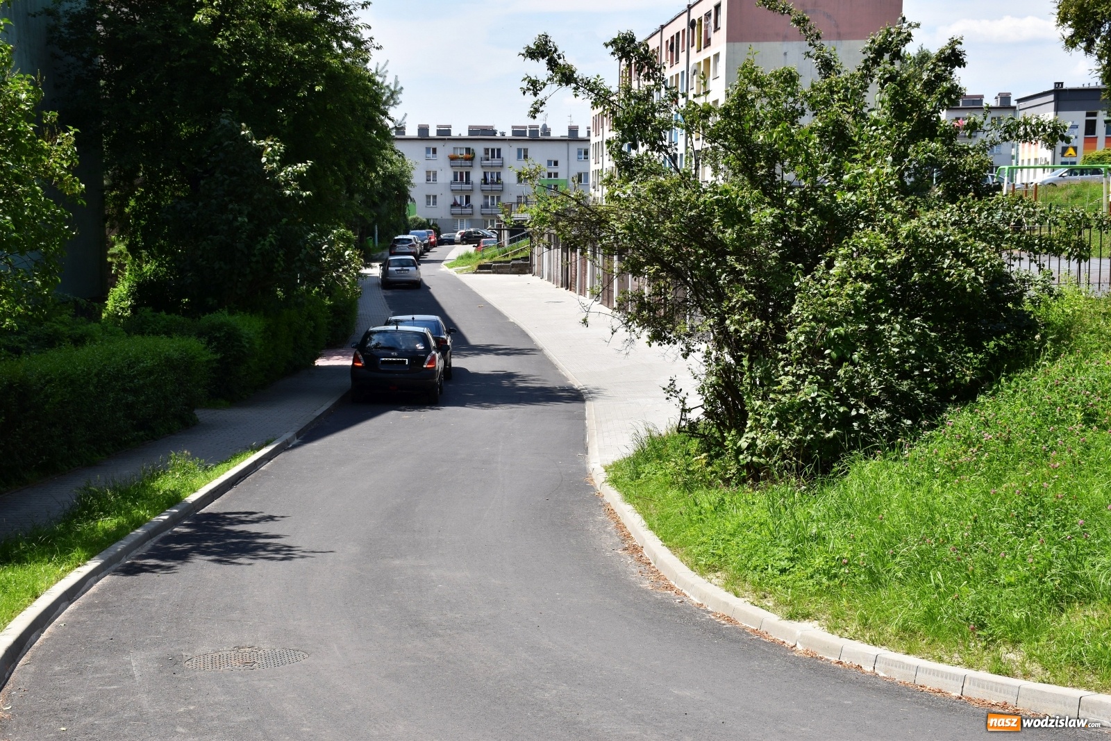 Zdjęcie w galerii na portalu naszwodzislaw.com: Remont ulicy Adama Asnyka zakończony wiadomości z regionu