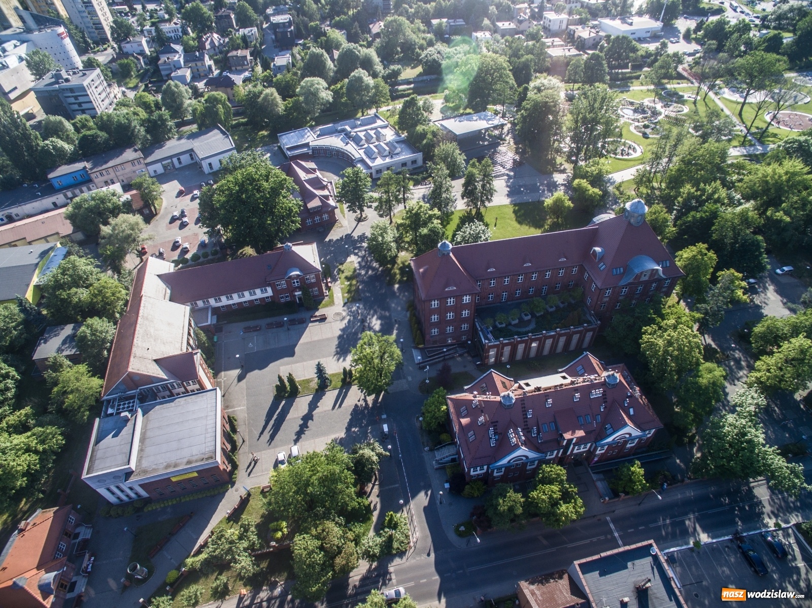 Zdjęcie w galerii na portalu naszwodzislaw.com: Ruszyło finałowe głosowanie w plebiscycie na najbardziej filmowe miejsce w regionie wiadomości z regionu