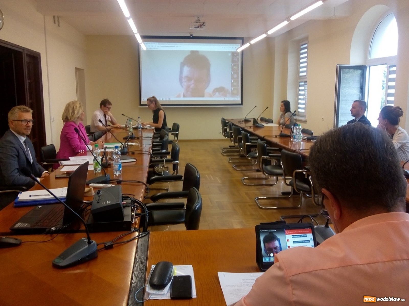 Zdjęcie w galerii na portalu naszwodzislaw.com: Gmina Mszana. Kompostujący odpady zapłacą mniej wiadomości z regionu