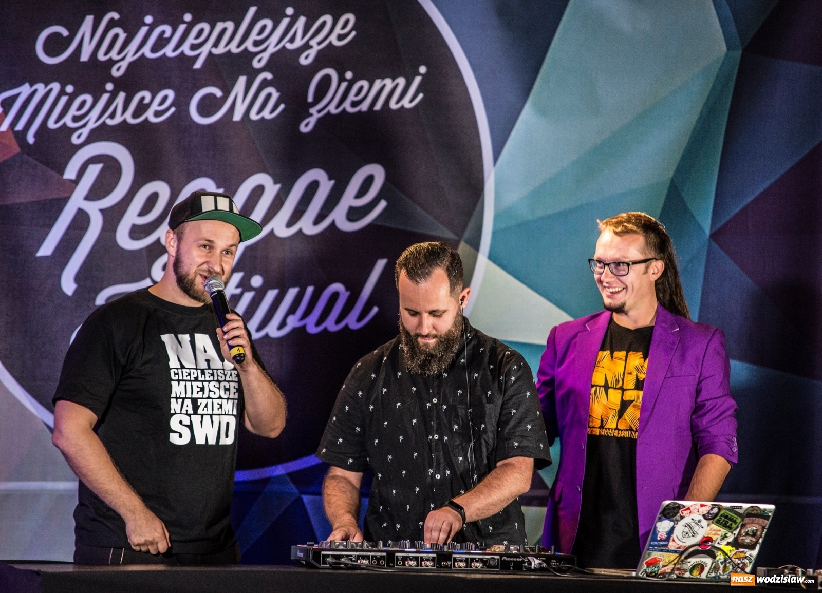 Zdjęcie w galerii na portalu naszwodzislaw.com: Dobra energia Reggae Festiwalu popłynęła z WCK [FOTO i WIDEO] wiadomości z regionu