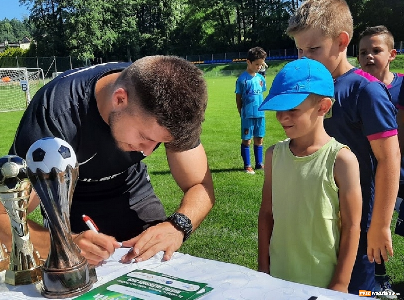 Zdjęcie w galerii na portalu naszwodzislaw.com: Mistrz Talentiady. Turniej piłki nożnej w Połomi wiadomości z regionu