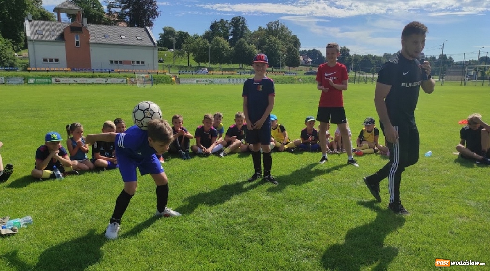 Zdjęcie w galerii na portalu naszwodzislaw.com: Mistrz Talentiady. Turniej piłki nożnej w Połomi wiadomości z regionu