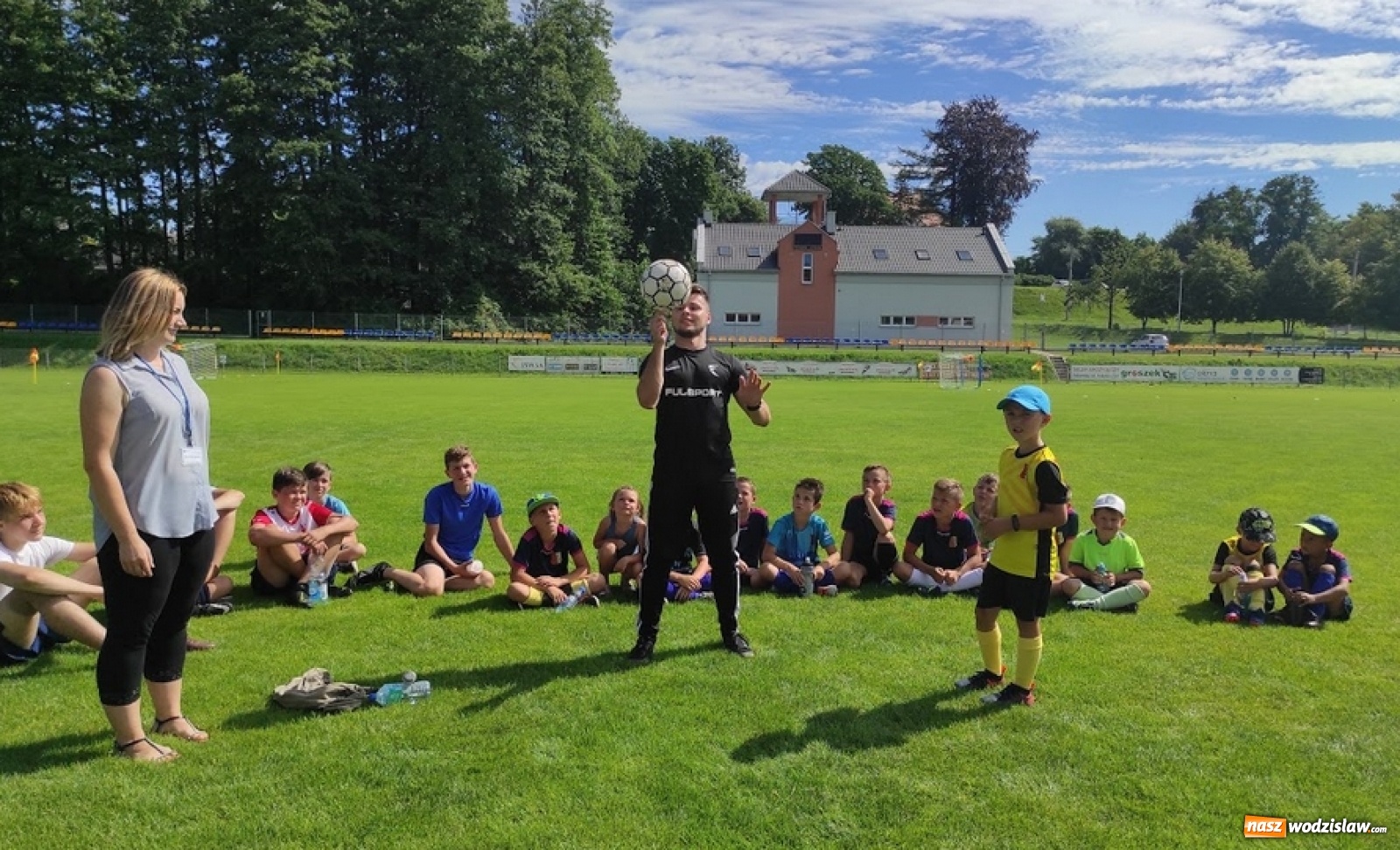 Zdjęcie w galerii na portalu naszwodzislaw.com: Mistrz Talentiady. Turniej piłki nożnej w Połomi wiadomości z regionu
