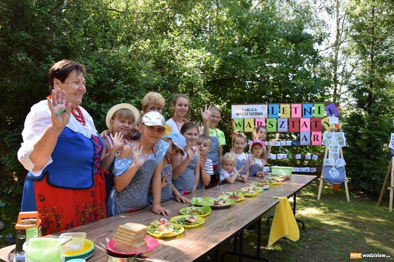 Zdjęcie w galerii na portalu naszwodzislaw.com: Master Chef na Polanie Kultury w Połomi wiadomości z regionu