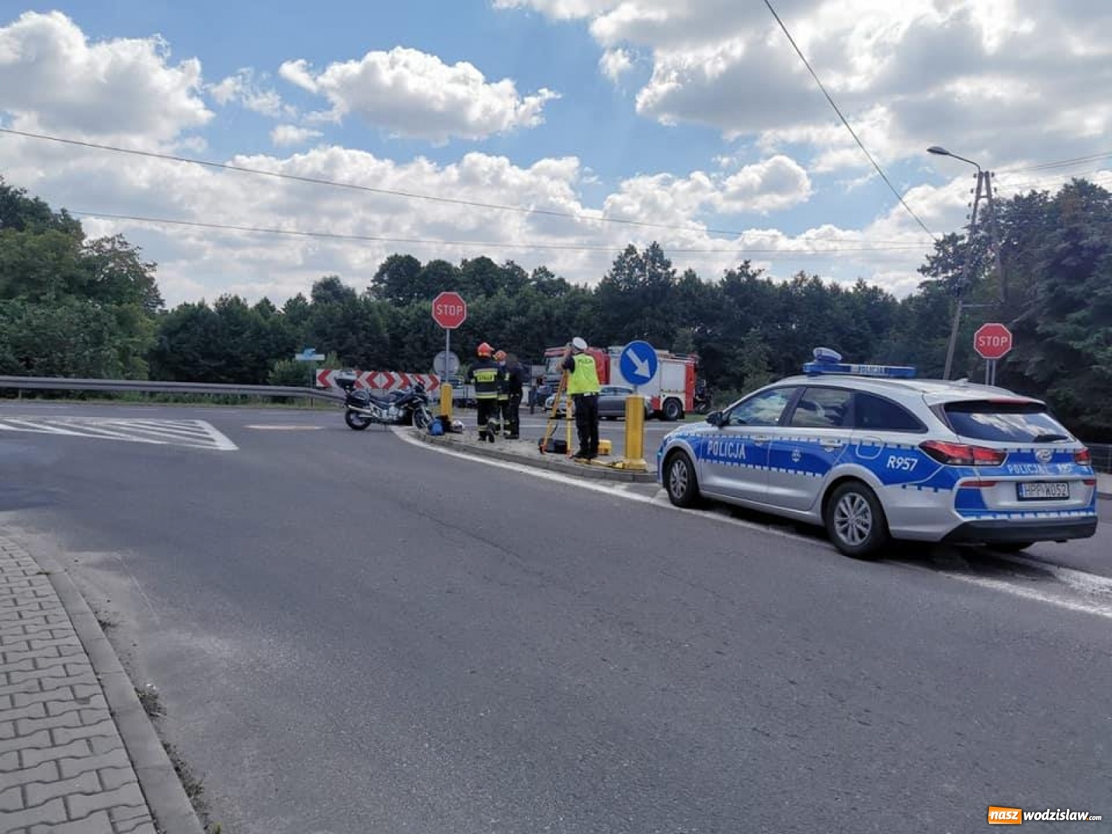 Zdjęcie w galerii na portalu naszwodzislaw.com: Wymuszenie przyczyną wypadku w Mszanie wiadomości z regionu