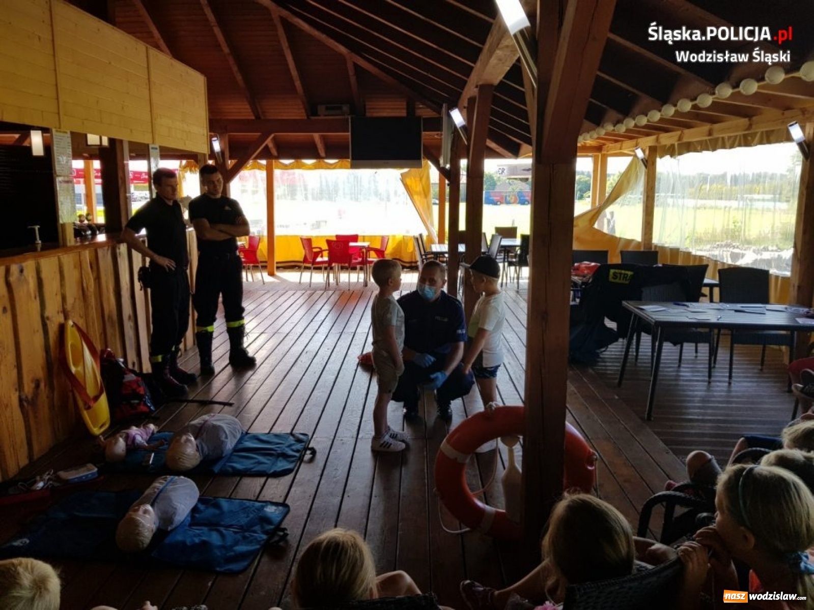 Zdjęcie w galerii na portalu naszwodzislaw.com: Bezpieczne wakacje ze służbami wiadomości z regionu