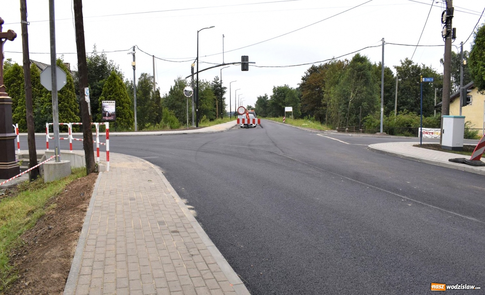 Zdjęcie w galerii na portalu naszwodzislaw.com: Skrzyżowanie „pięciu dróg” już przejezdne wiadomości z regionu