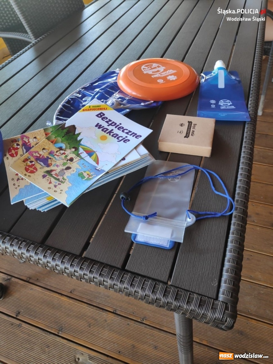 Zdjęcie w galerii na portalu naszwodzislaw.com: Wspólne działania wodzisławskich policjantów i strażaków wiadomości z regionu