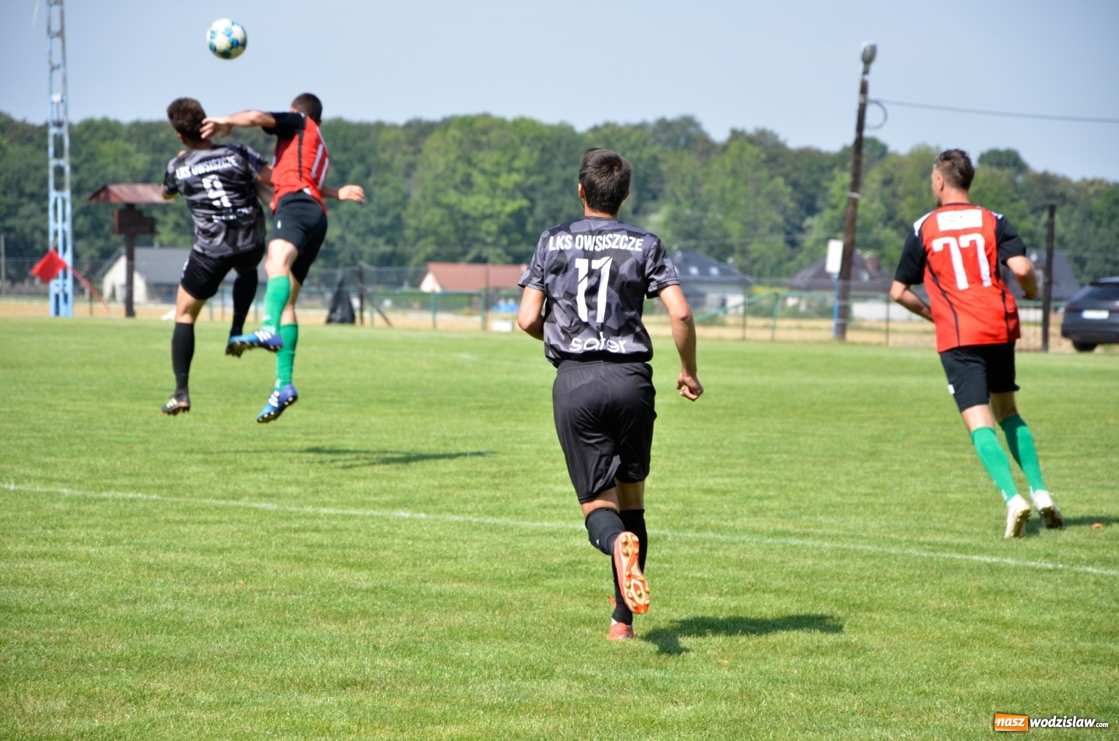 Zdjęcie w galerii na portalu naszwodzislaw.com: B klasa. Rezerwy Czarnych Gorzyce bez punktów w starciu w Owsiszczami [FOTO] wiadomości z regionu