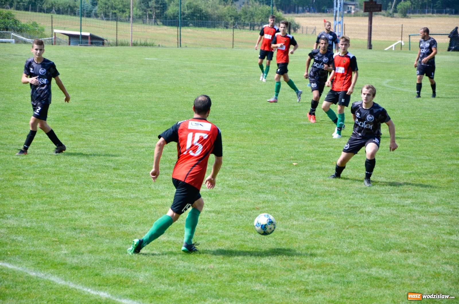 Zdjęcie w galerii na portalu naszwodzislaw.com: B klasa. Rezerwy Czarnych Gorzyce bez punktów w starciu w Owsiszczami [FOTO] wiadomości z regionu