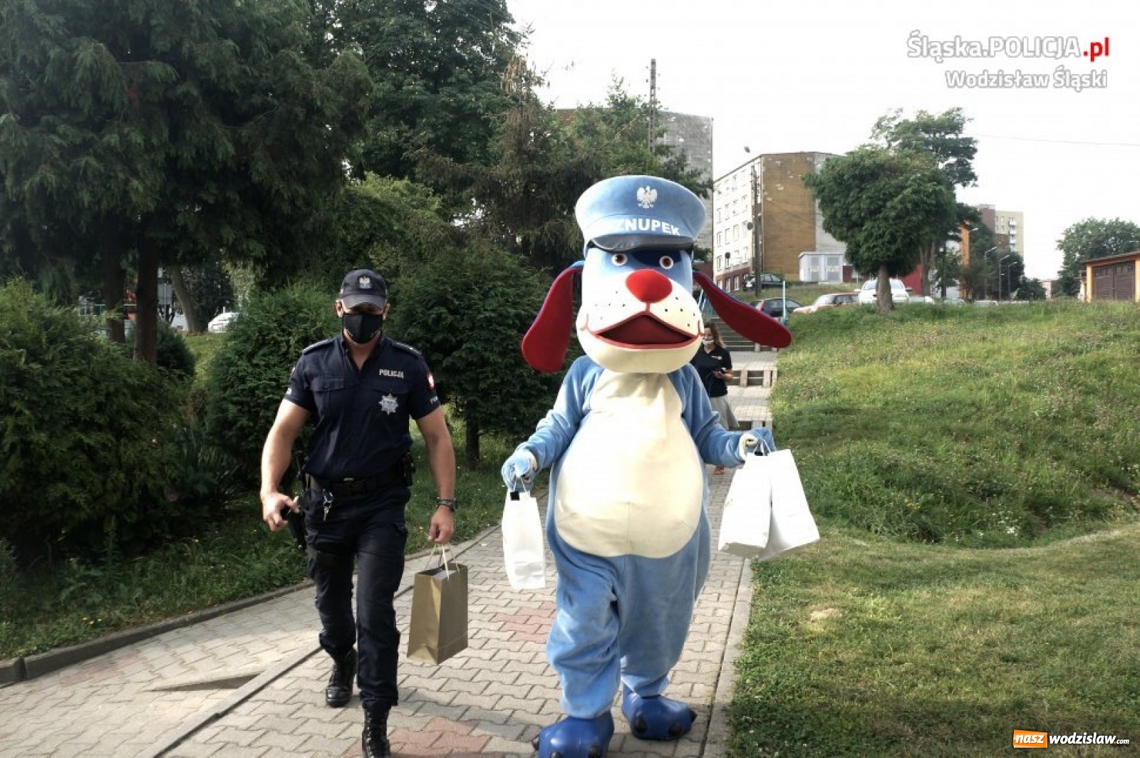 Zdjęcie w galerii na portalu naszwodzislaw.com: Urodzinowa niespodzianka dla 3-letniej Madzi wiadomości z regionu