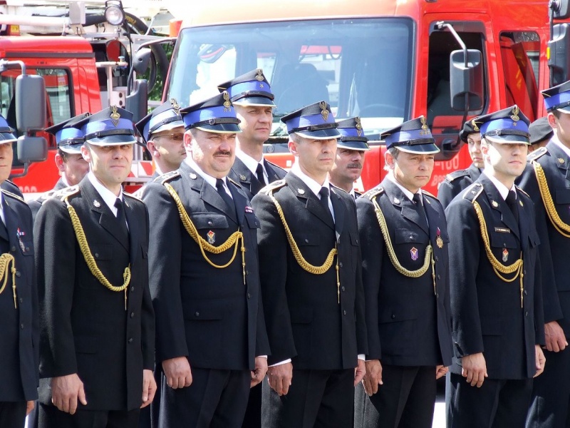 Zdjęcie w galerii na portalu naszwodzislaw.com: Dzień strażaka w komendzie wiadomości z regionu