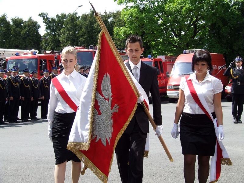 Zdjęcie w galerii na portalu naszwodzislaw.com: Dzień strażaka w komendzie wiadomości z regionu