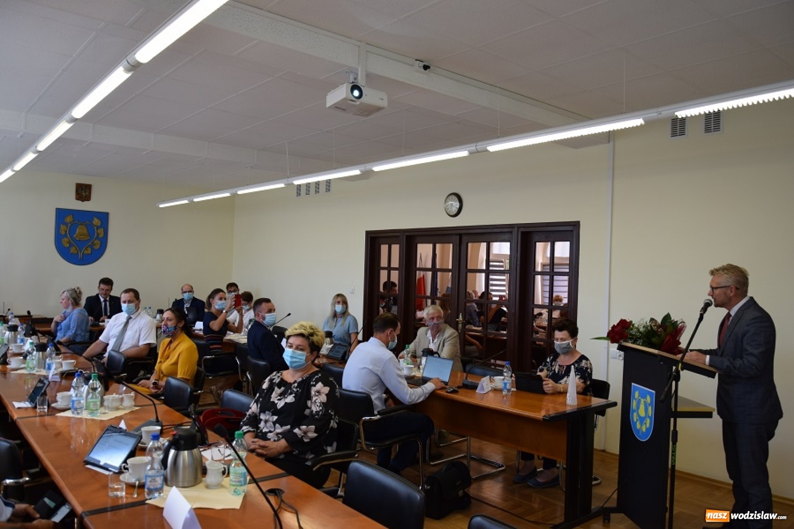 Zdjęcie w galerii na portalu naszwodzislaw.com: Wójt Gminy Mszana z wotum zaufania i absolutorium wiadomości z regionu