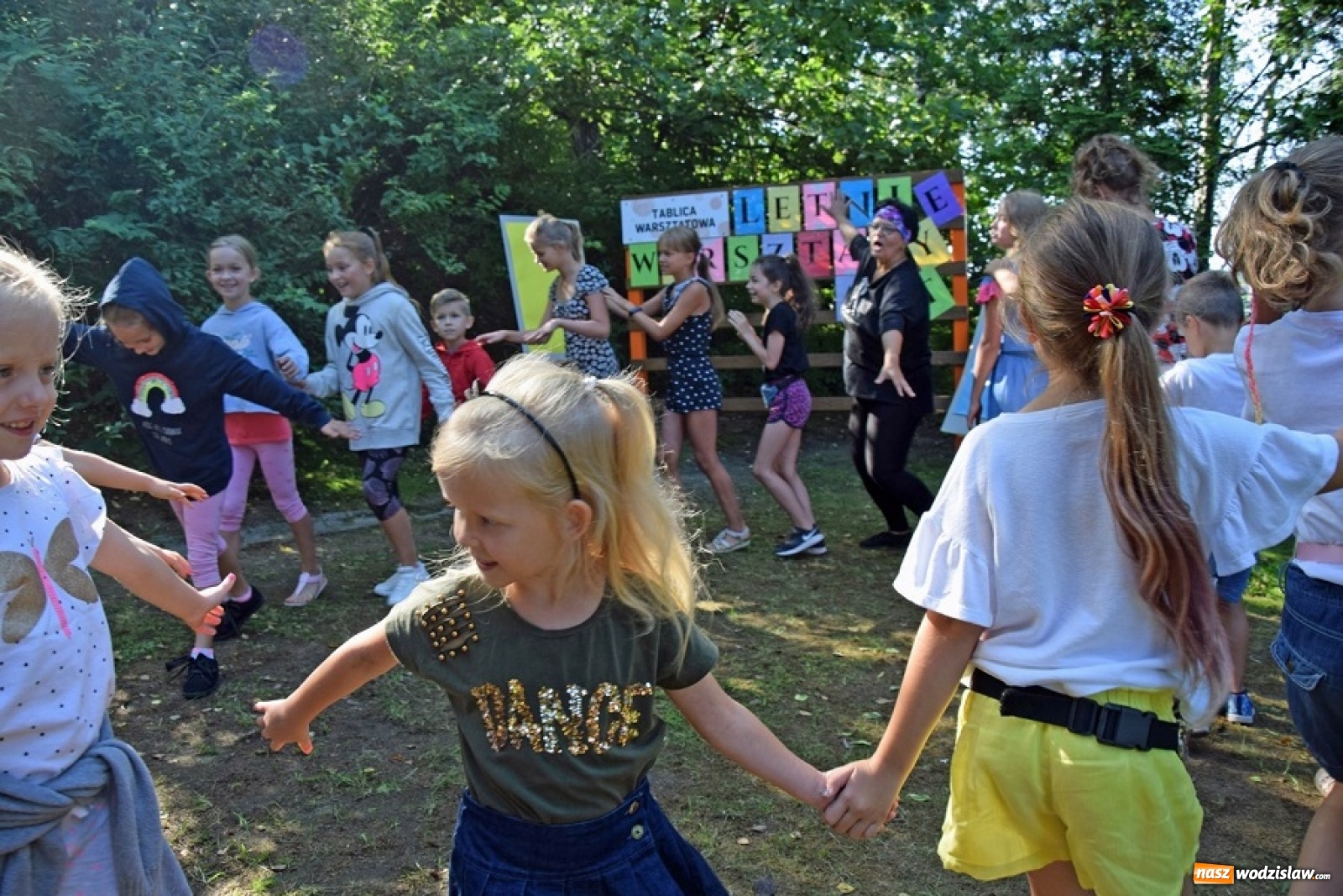 Zdjęcie w galerii na portalu naszwodzislaw.com: Warsztaty na Polanie Kultury w Połomi dobiegły końca wiadomości z regionu