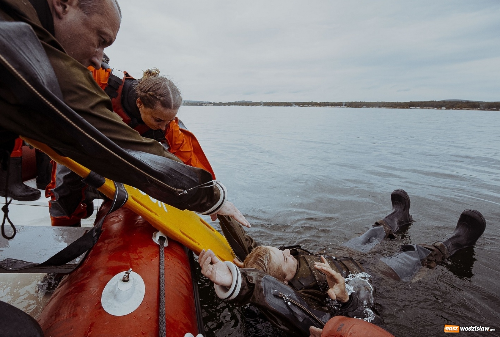 Zdjęcie w galerii na portalu naszwodzislaw.com: Szkolenie terytorialsów z sytuacji kryzysowych wiadomości z regionu
