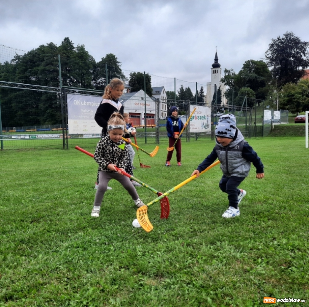 Zdjęcie w galerii na portalu naszwodzislaw.com: Deszczowe zakończenie wakacji w Połomi [FOTO] wiadomości z regionu