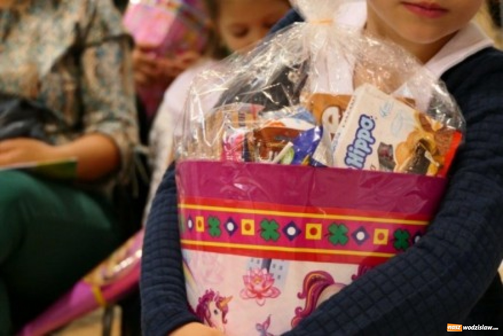 Zdjęcie w galerii na portalu naszwodzislaw.com: Pszowscy uczniowie wrócili do szkół wiadomości z regionu