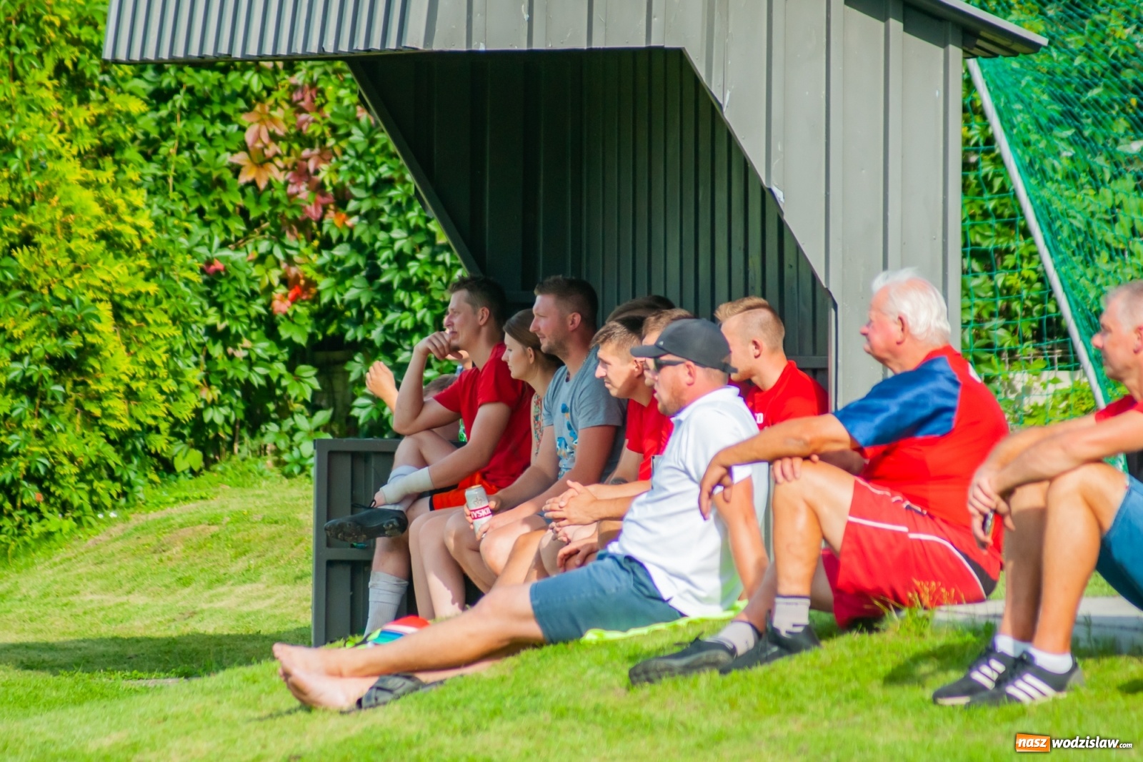 Zdjęcie w galerii na portalu naszwodzislaw.com: A klasa. Totalna demolka w Chałupkach [FOTO i WIDEO] wiadomości z regionu